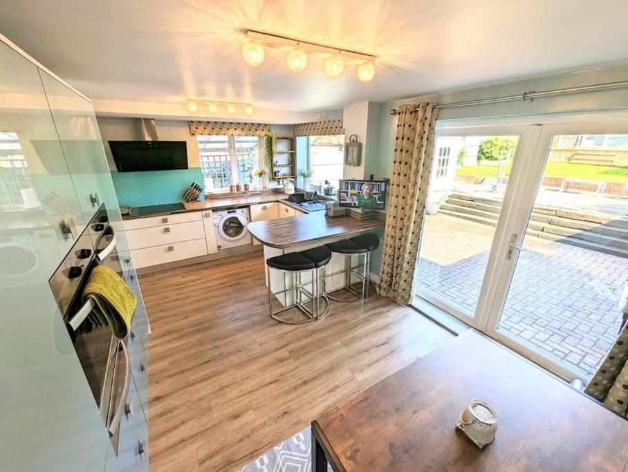 Spacious Lovely 3 Bed House In Keyworth Nottingham Suit Contractors Or Family Екстериор снимка
